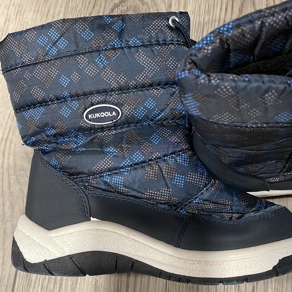 Kids Winter Boots - Picture 2 of 5